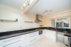 KITCHEN- click for photo gallery